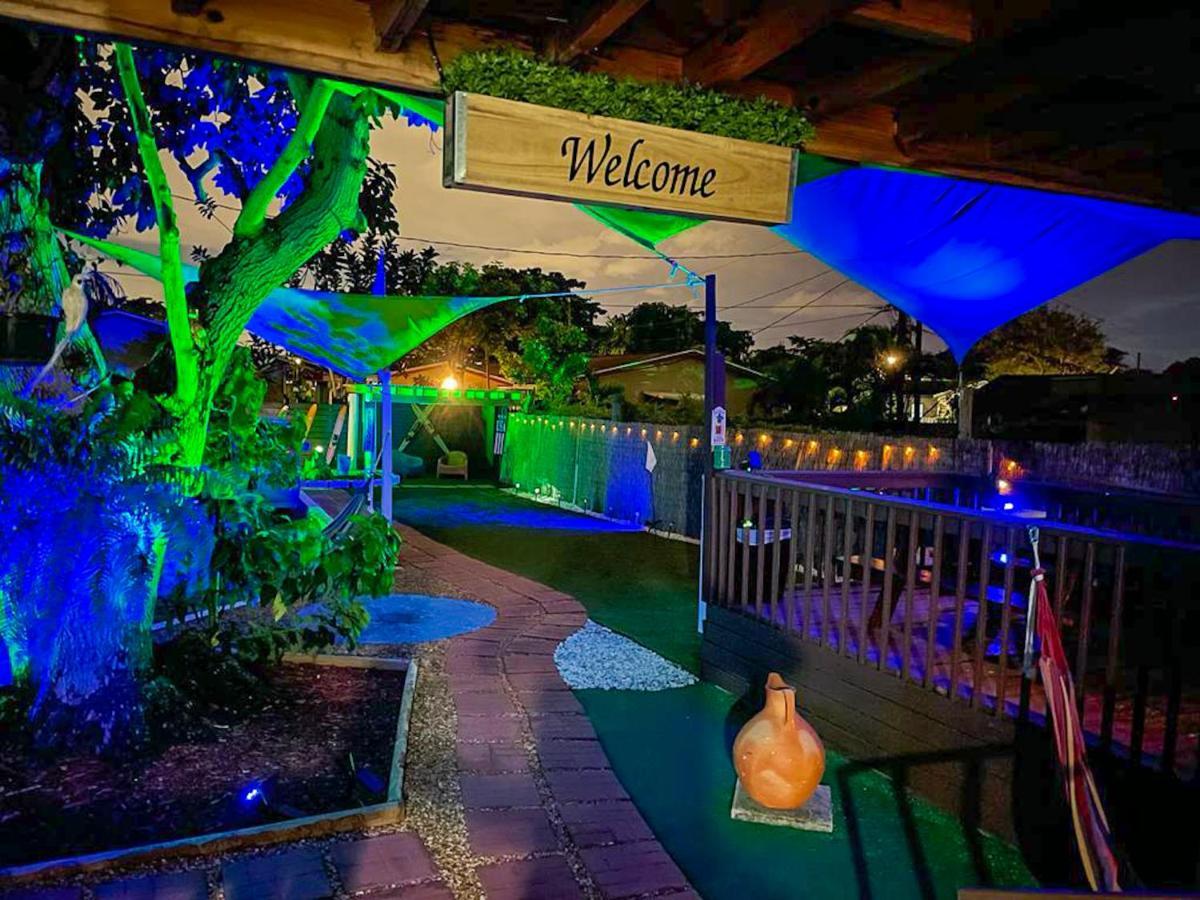Hammocks & Mini-Golf! 10 Mins From Beach! Hollywood Zewnętrze zdjęcie