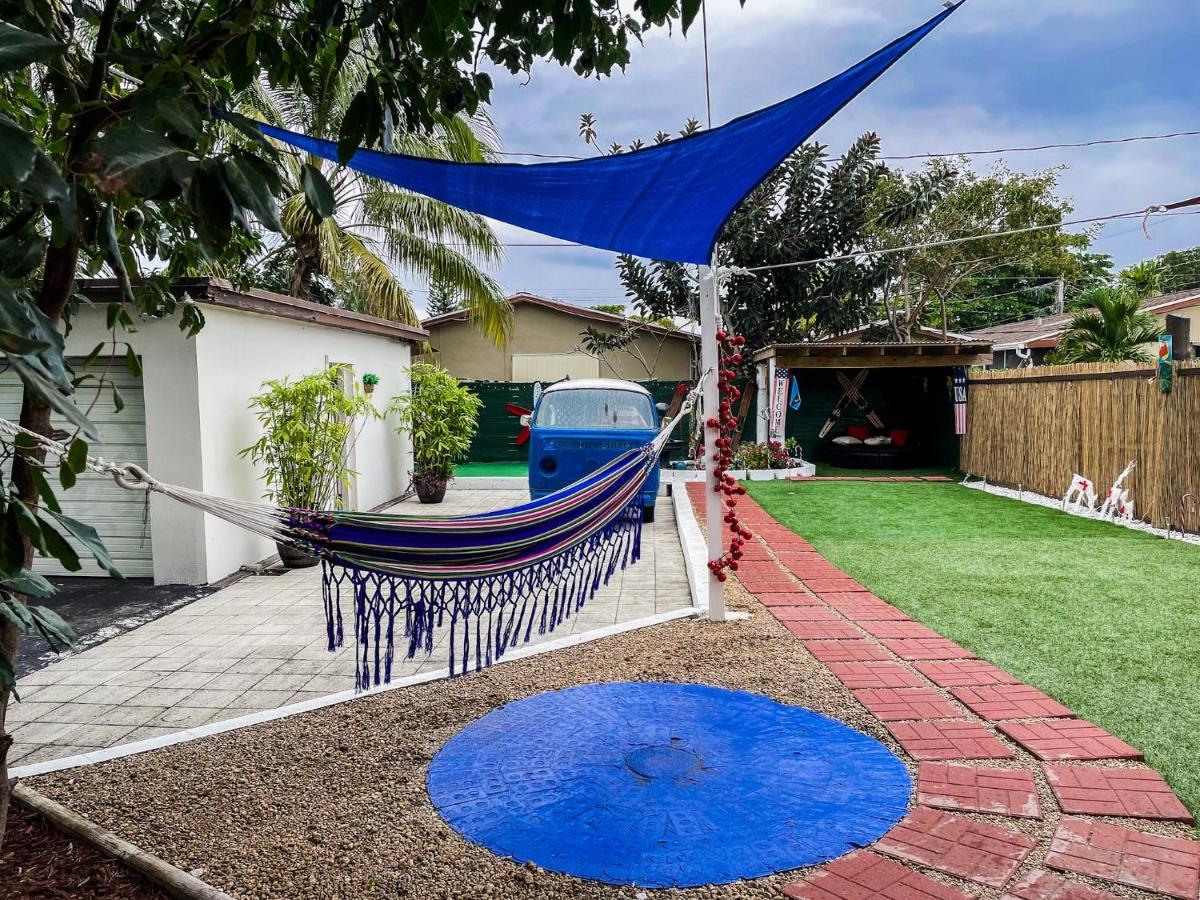 Hammocks & Mini-Golf! 10 Mins From Beach! Hollywood Zewnętrze zdjęcie